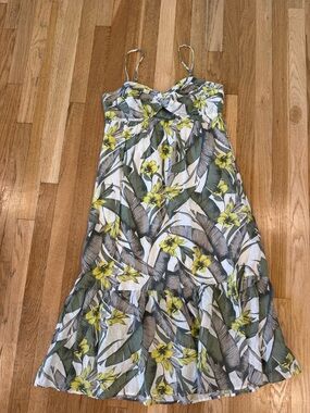 Banana Republic sz 6 floral dress
